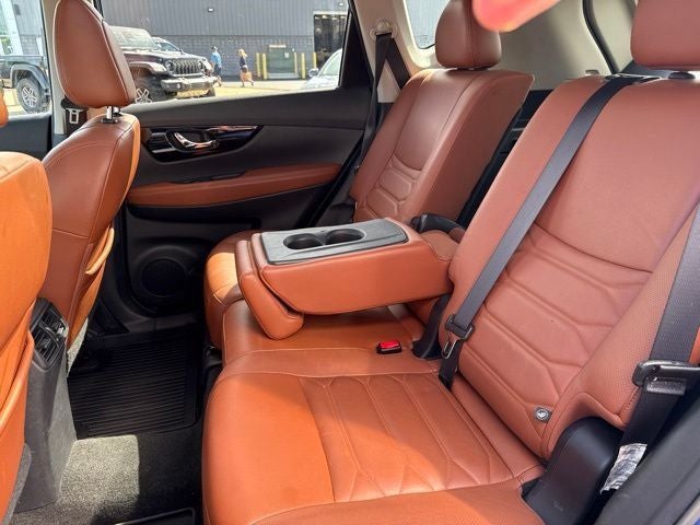 2017 Nissan Rogue SL