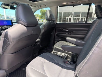 2025 Toyota Grand Highlander Hybrid Limited