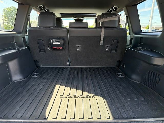2025 Toyota Land Cruiser Base