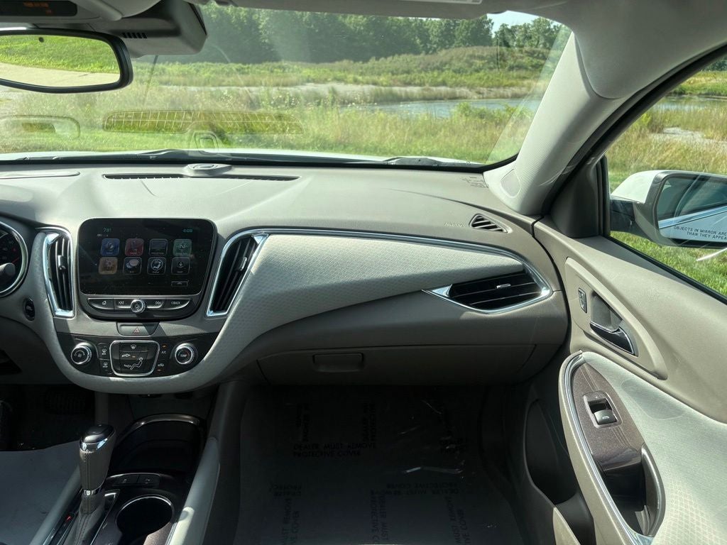 2017 Chevrolet Malibu LT 1LT