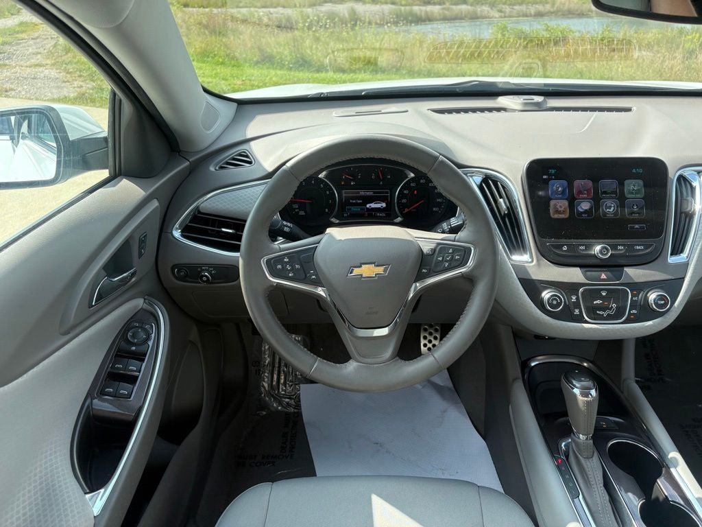 2017 Chevrolet Malibu LT 1LT