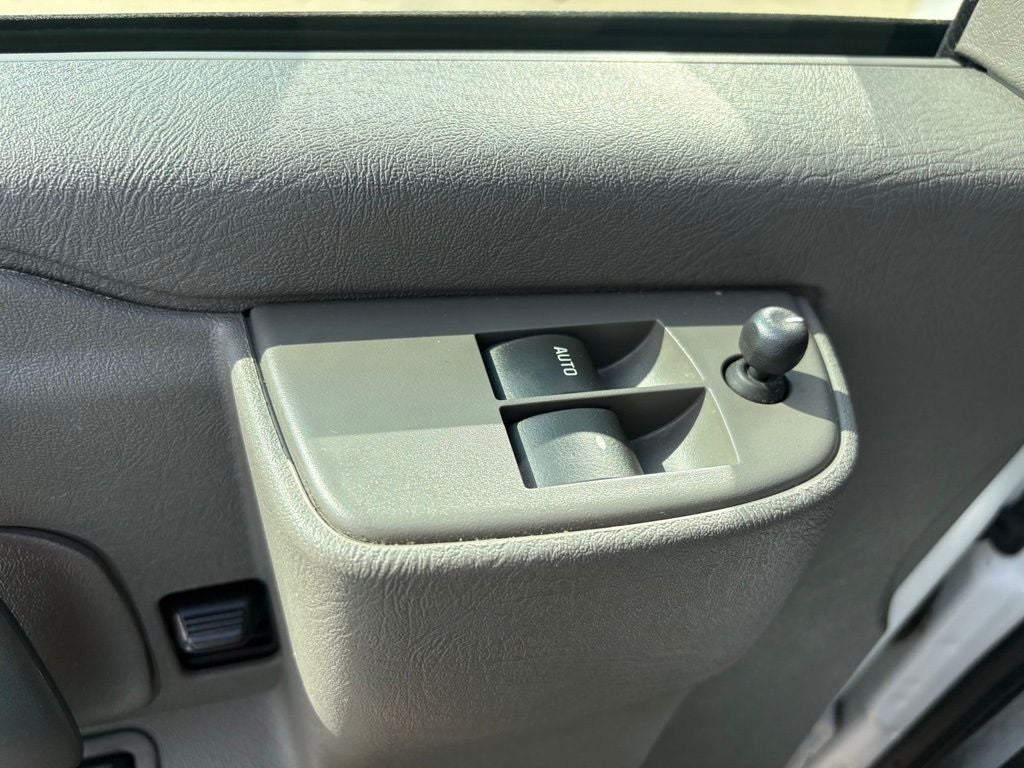 2023 Chevrolet Express 3500 LS Passenger