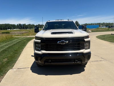 2026 Chevrolet Silverado 2500HD Custom