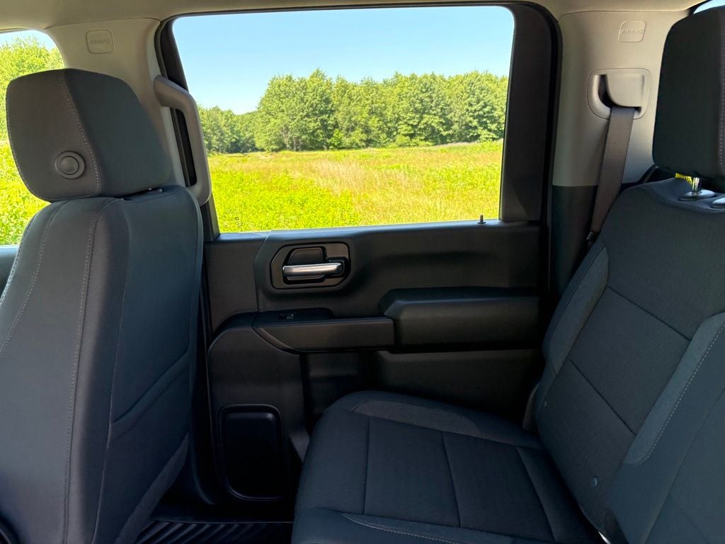 2026 Chevrolet Silverado 2500HD Custom