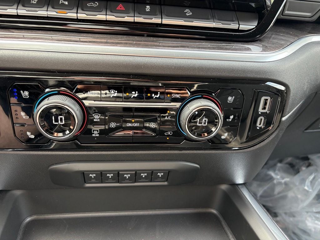 2026 Chevrolet Silverado 3500HD LTZ