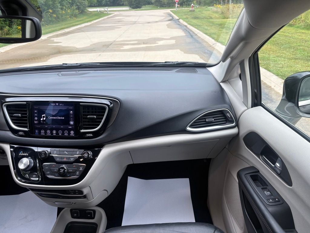 2020 Chrysler Pacifica Touring L Plus