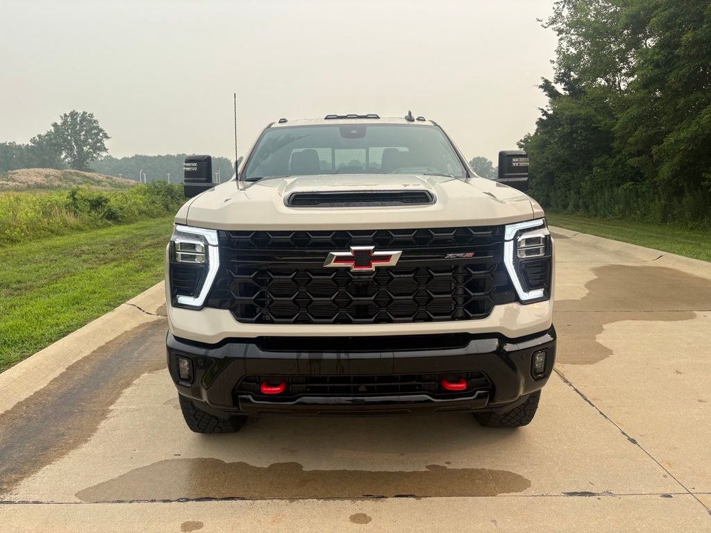 2026 Chevrolet Silverado 2500HD ZR2