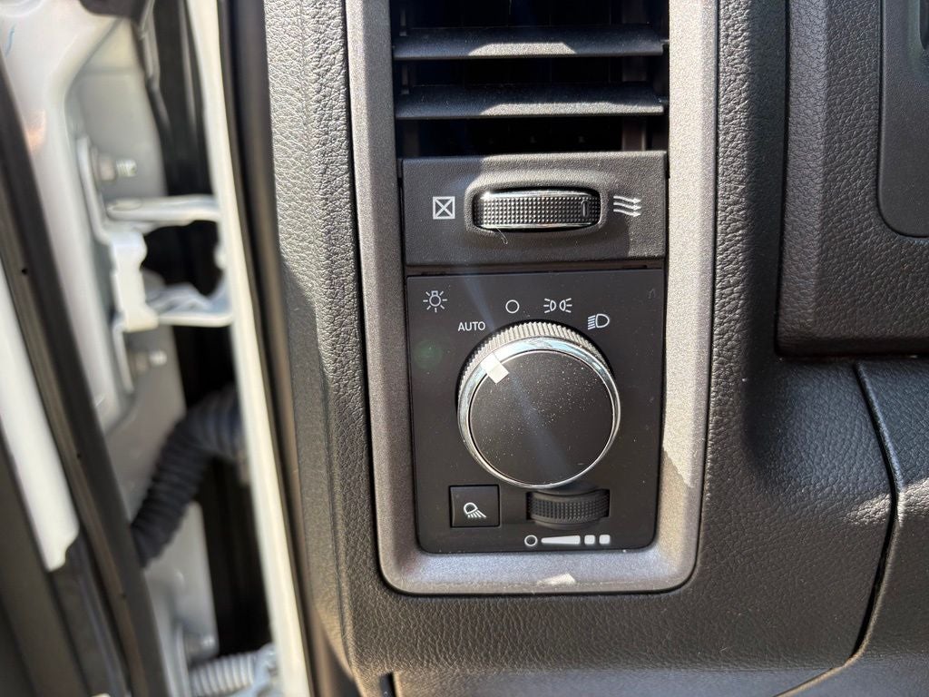 2022 RAM 1500 Classic Tommy Gate