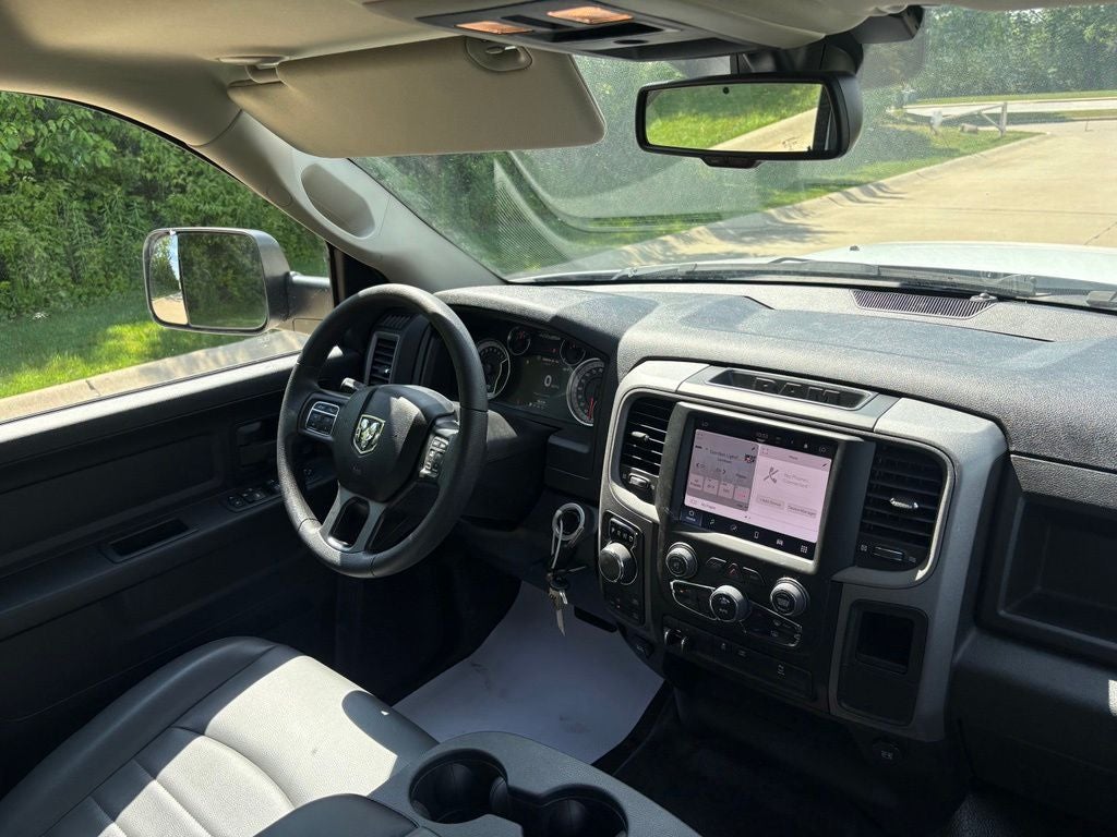 2022 RAM 1500 Classic Tommy Gate