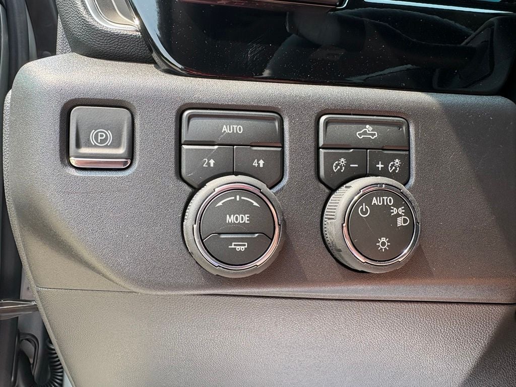 2026 Chevrolet Silverado 1500 LT LT1