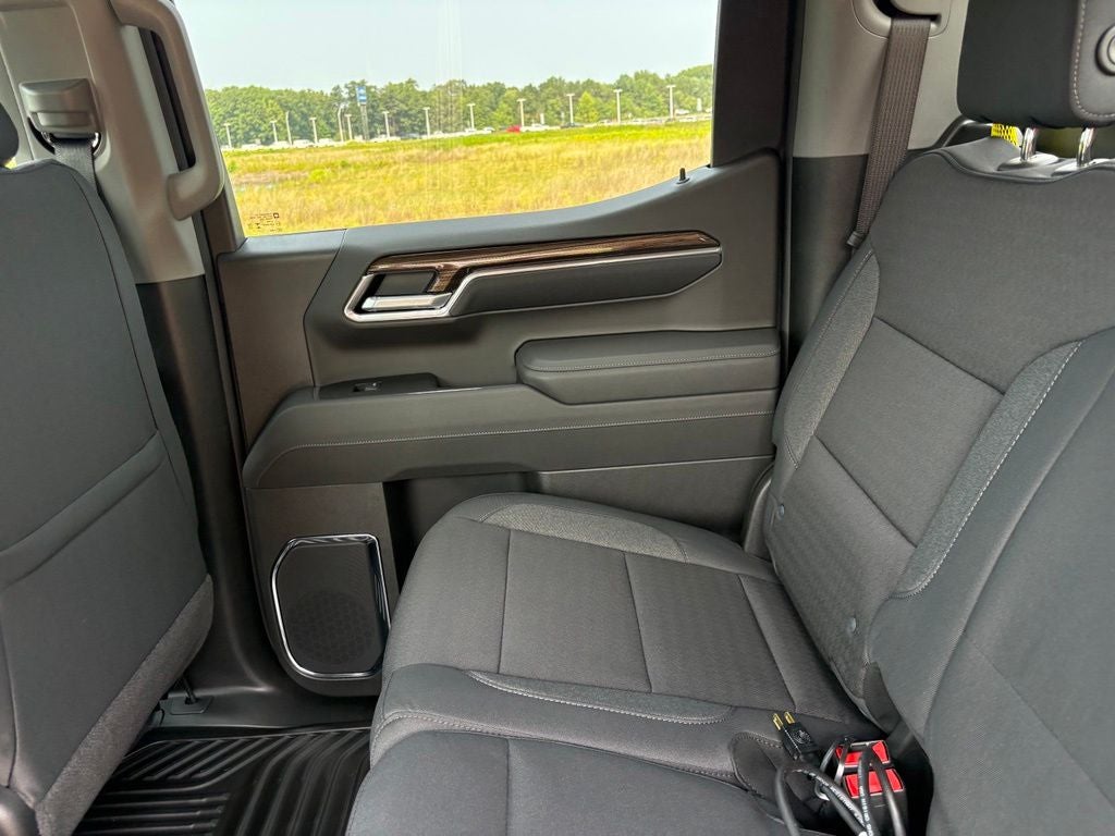 2026 Chevrolet Silverado 1500 LT LT1