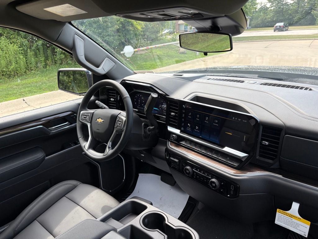 2026 Chevrolet Silverado 1500 LT LT1