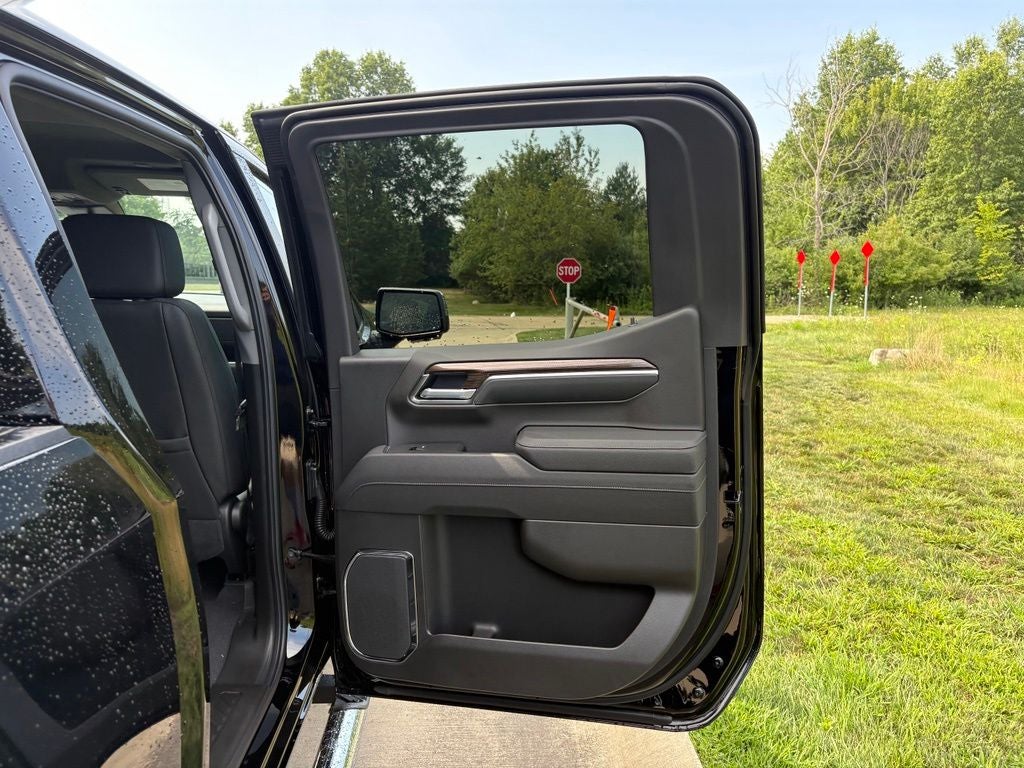 2026 Chevrolet Silverado 1500 LT LT1