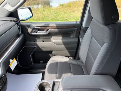 2026 Chevrolet Silverado 1500 LT LT1