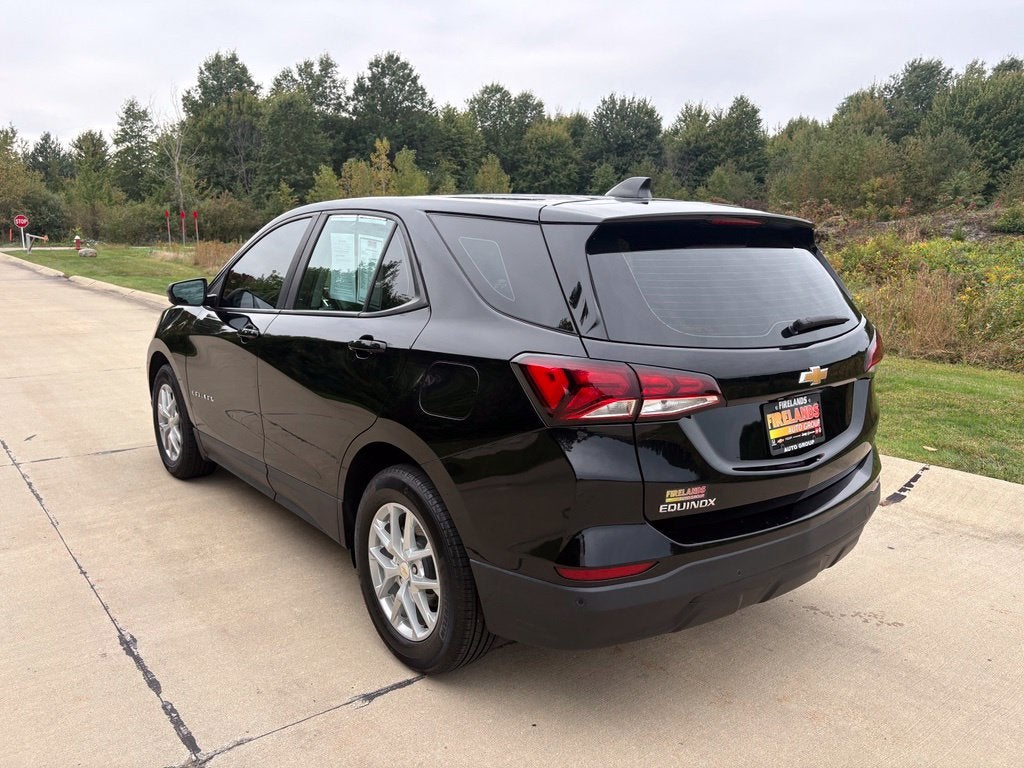 2023 Chevrolet Equinox LS