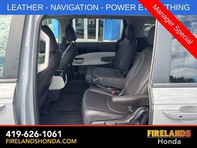 2024 Kia Carnival EX
