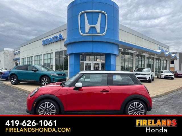 2025 MINI Cooper Signature