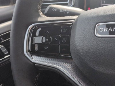 2023 Jeep Grand Wagoneer Base