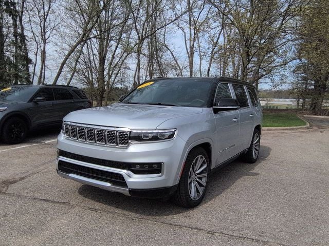 2023 Jeep Grand Wagoneer Base