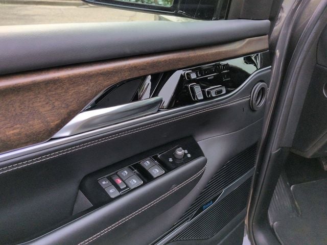 2022 Jeep Grand Wagoneer Series I