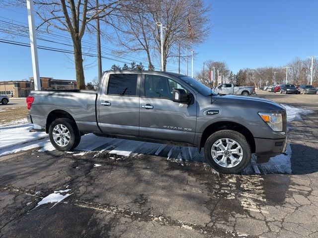 2021 Nissan Titan XD SV