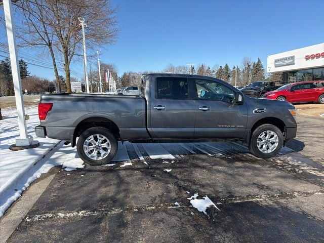 2021 Nissan Titan XD SV