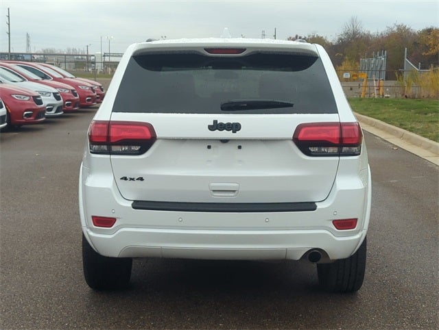 2021 Jeep Grand Cherokee Laredo X 4x4