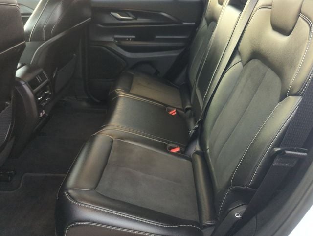 2025 Jeep Grand Cherokee Altitude 4x4