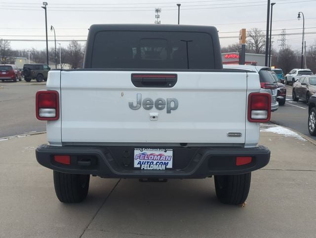 2023 Jeep Gladiator Overland 4x4