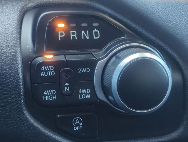 2020 RAM 1500 Big Horn Quad Cab 4x4 6'4' Box