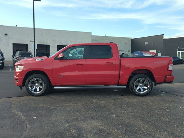 2022 RAM 1500 Big Horn Crew Cab 4x4 5'7' Box
