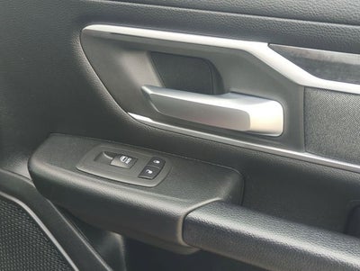 2020 RAM 1500 Big Horn Crew Cab 4x4 5'7' Box