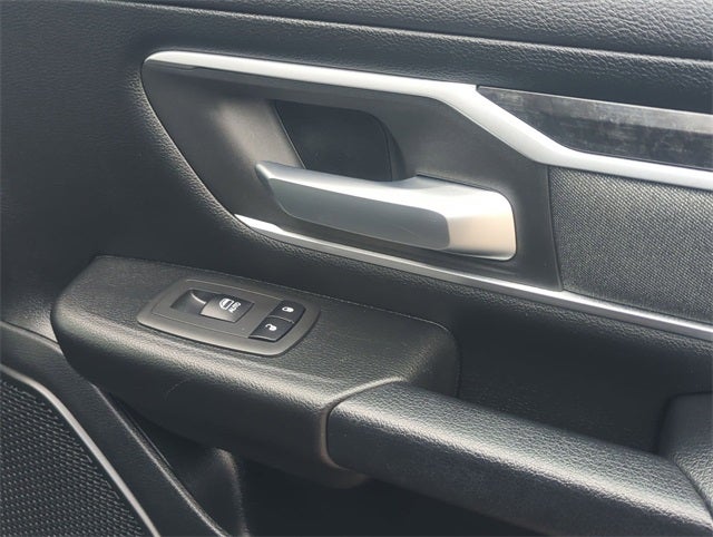 2021 RAM 1500 Big Horn Crew Cab 4x4 5'7' Box