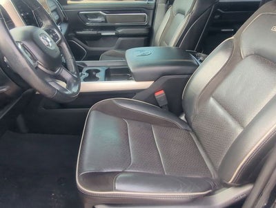 2019 RAM 1500 Laramie Crew Cab 4x4 5'7' Box