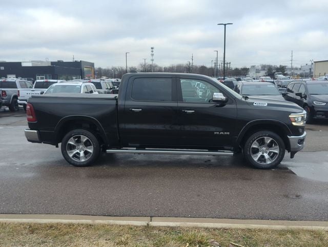 2019 RAM 1500 Laramie Crew Cab 4x4 5'7' Box