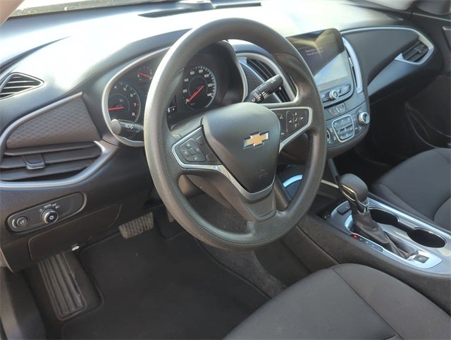 2022 Chevrolet Malibu FWD LT