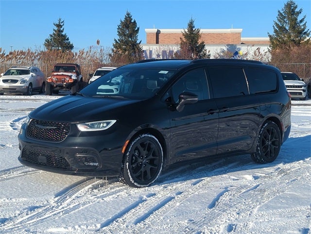 2022 Chrysler Pacifica Limited