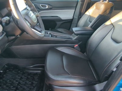 2023 Jeep Compass Latitude Lux FWD
