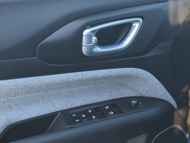 2023 Jeep Compass Latitude Lux FWD
