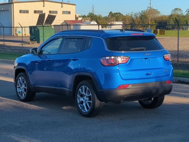 2023 Jeep Compass Latitude Lux FWD