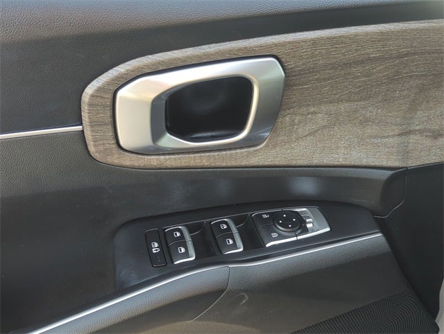 2023 Kia Sorento X-Line S