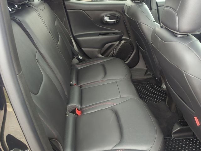 2023 Jeep Renegade Trailhawk 4x4