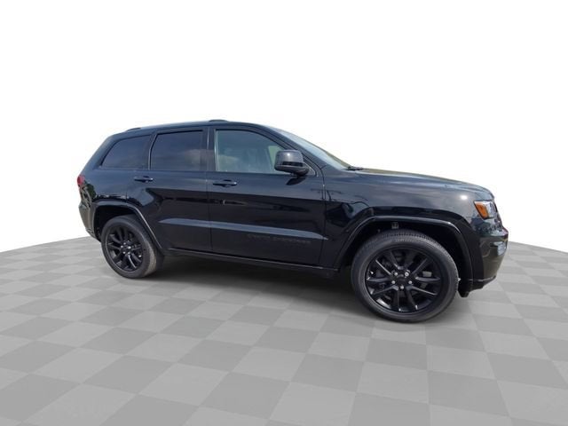 2020 Jeep Grand Cherokee Laredo