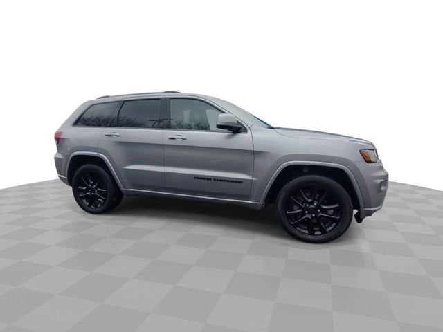 2020 Jeep Grand Cherokee Laredo