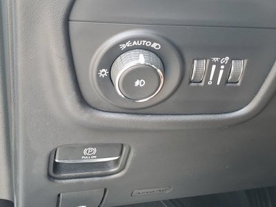 2022 Jeep Grand Cherokee Summit