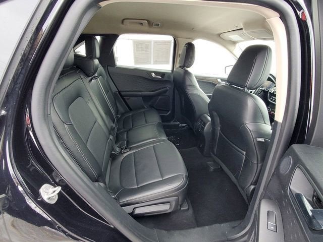 2020 Ford Escape Titanium Hybrid