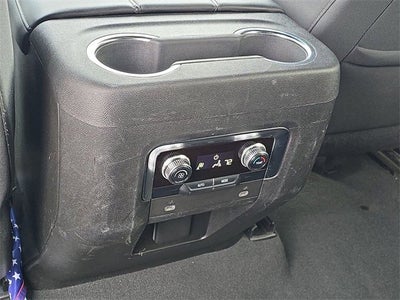 2023 GMC Yukon XL SLE