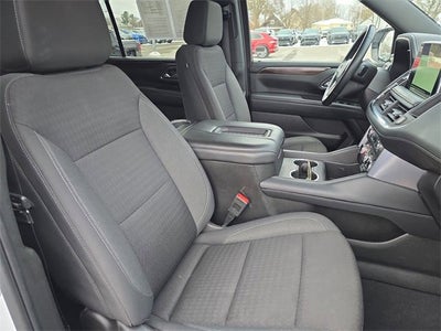 2023 GMC Yukon XL SLE