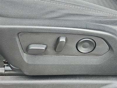 2023 GMC Yukon XL SLE