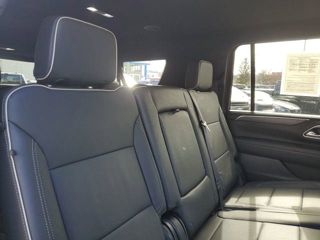 2024 GMC Yukon XL SLT